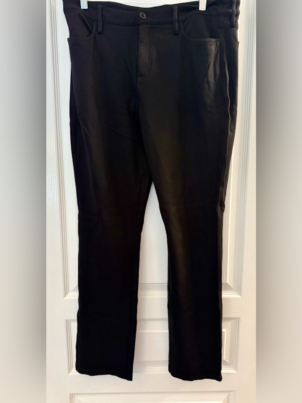 NYDJ Women's Straight Leg Pants in Black